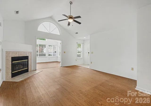 Listing Photo 4 - Condo for sale in building located at 6809 Ledgestone Pl, Charlotte, NC 28227