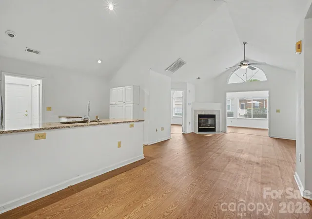 Listing Photo 5 - Condo for sale in building located at 6809 Ledgestone Pl, Charlotte, NC 28227