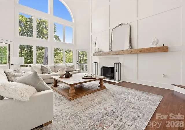 Photo 3 of Sale Pending at 3600 Providence Manor Rd, Charlotte, NC 28270 | MLS# 4424920 | Listing updated on 2026-09-23