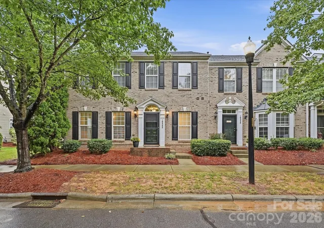 Photo 3 of Townhouse for sale at 19342 Makayla Ln, Cornelius, NC 28031 | MLS# 4424922 | Listing updated on 2026-09-28