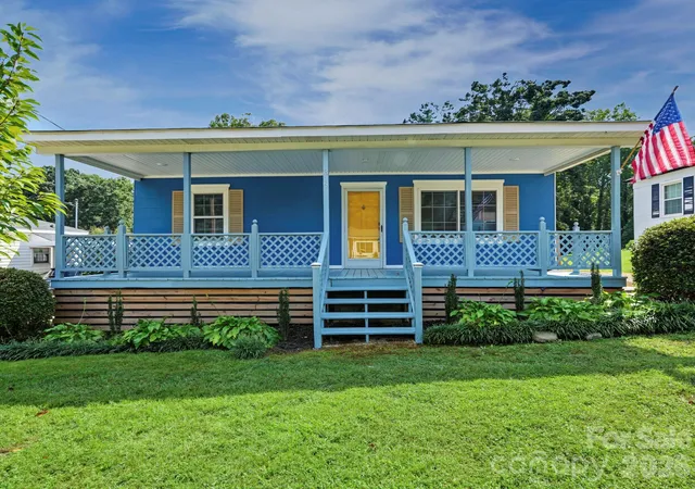 Photo 1 of Single family home for sale at 316 E 19th Street, Kannapolis, NC 28083 | MLS# 4424938 | Listing updated on 2026-09-23