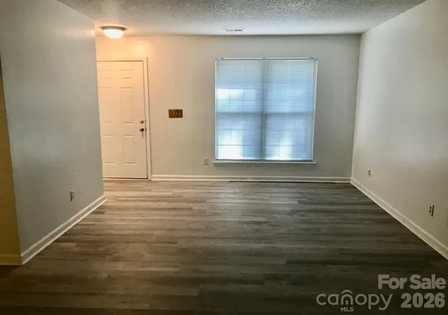 Photo 3 of Single family home for sale at 420 Maiden Ln Sw, Concord, NC 28025 | MLS# 4424970 | Listing updated on 2026-09-19