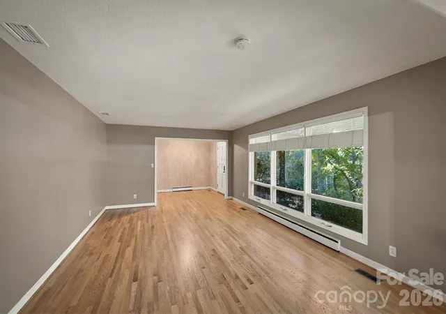 Photo 4 of Single family home for sale at 1211 Laurel St NE, Valdese, NC 28690 | MLS# 4424986 | Listing updated on 2026-10-21