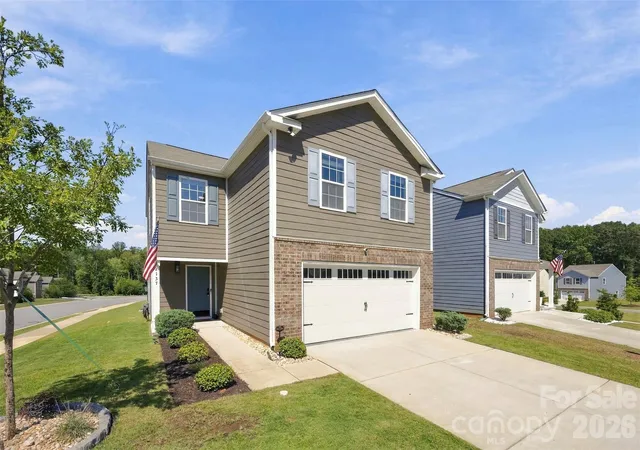 Photo 2 of Single family home for sale at 2137 Redstone Dr, York, SC 29745 | MLS# 4425005 | Listing updated on 2026-09-18