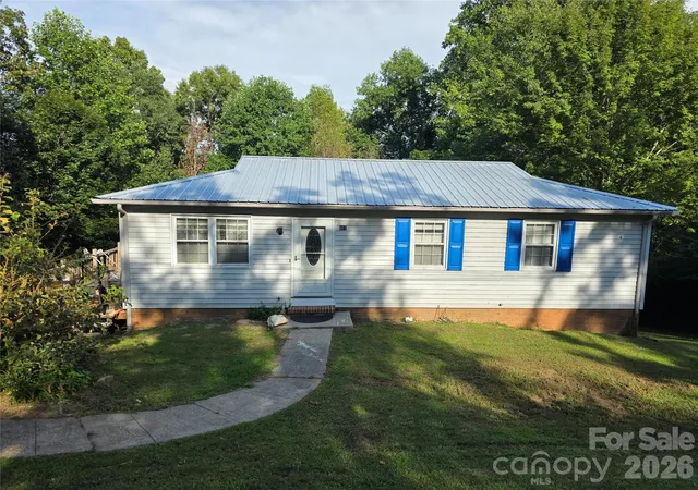 Single family home for sale at 601 Hennessee St, Morganton, NC 28655 | MLS# 4425023