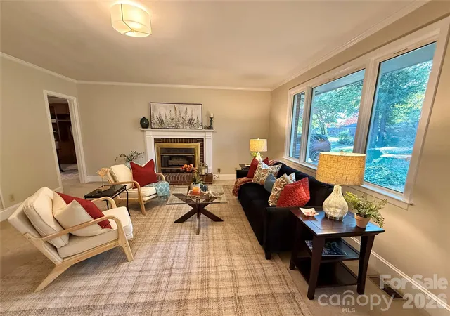 Photo 4 of Single family home for sale at 2019 Carol Dr, Gastonia, NC 28054 | MLS# 4425027 | Listing updated on 2026-10-28