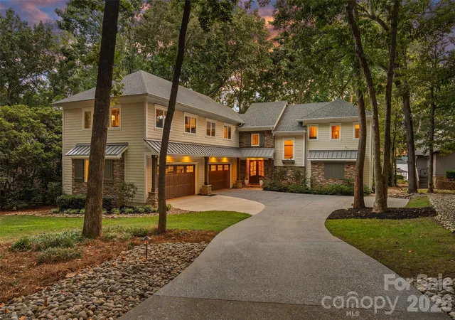 Photo 3 of Single family home for sale at 16109 N Point Rd, Huntersville, NC 28078 | MLS# 4425028 | Listing updated on 2026-09-27