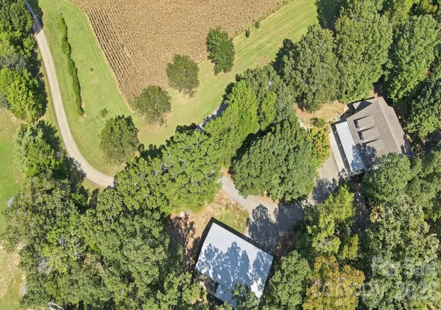 Photo 4 of Single family home for sale at 7720 W Duncan Rd, Indian Trail, NC 28079 | MLS# 4425036 | Listing updated on 2026-09-22