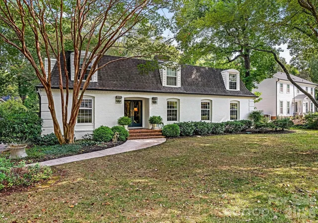 Single family home for sale at 2516 Handley Pl, Charlotte, NC 28226 | MLS# 4425043