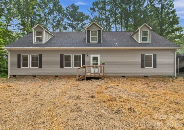 Photo 2 of Single family home for sale at 552 Bass Lake Dr, Pisgah Forest, NC 28768 | MLS# 4425047 | Listing updated on 2026-10-01