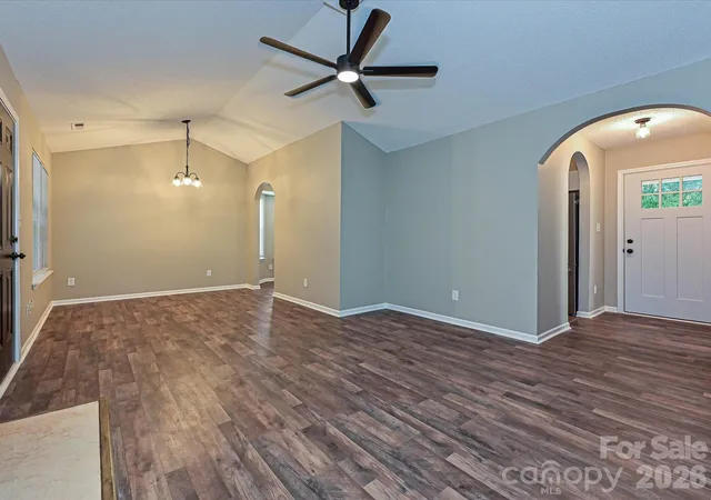 Photo 3 of Single family home for sale at 4621 Victory Ln, Charlotte, NC 28269 | MLS# 4425052 | Listing updated on 2026-10-10