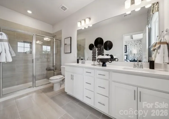 Photo 3 of Sale Pending at 2125 Hawksworth Ln, Charlotte, NC 28262 | MLS# 4425070 | Listing updated on 2026-10-12