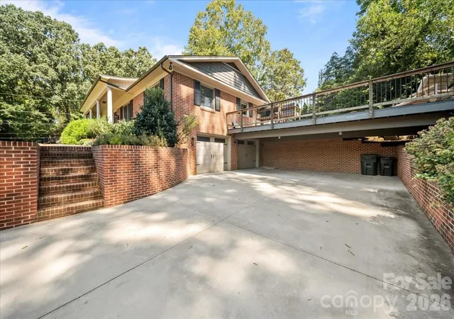Photo 4 of Single family home for sale at 102 Hillside Ln, Morganton, NC 28655 | MLS# 4425080 | Listing updated on 2026-09-19