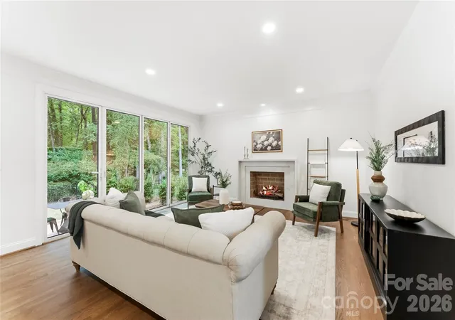 Photo 4 of Single family home for sale at 12656 Lahinch Ct, Charlotte, NC 28277 | MLS# 4425093 | Listing updated on 2026-09-23