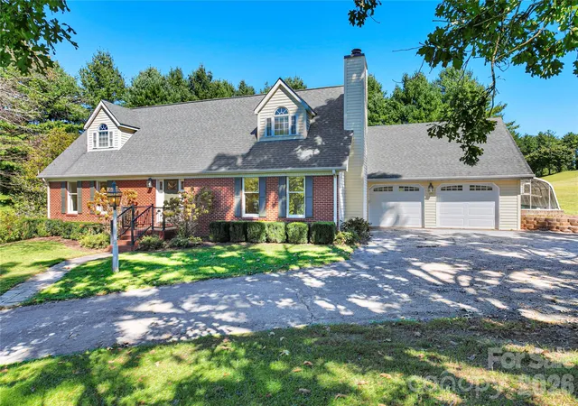 Single family home for sale at 618 Windover Dr, Brevard, NC 28712 | MLS# 4425104