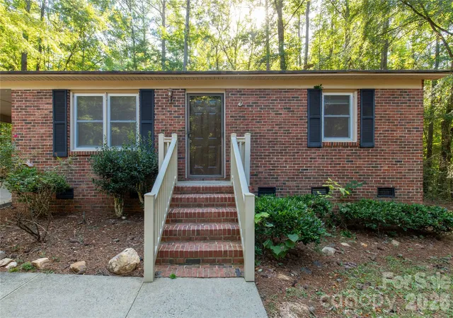 Photo 3 of Single family home for sale at 3055 University Dr, Lancaster, SC 29720 | MLS# 4425106 | Listing updated on 2026-09-30