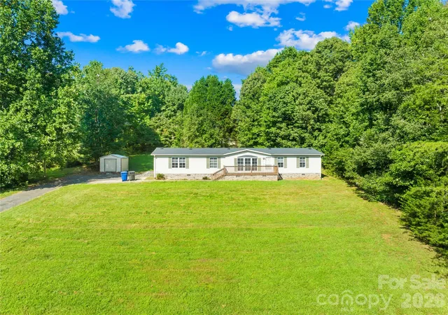 Photo 2 of Single family home for sale at 147 Gloria Brk Dr #41, Statesville, NC 28677 | MLS# 4425125 | Listing updated on 2026-09-21