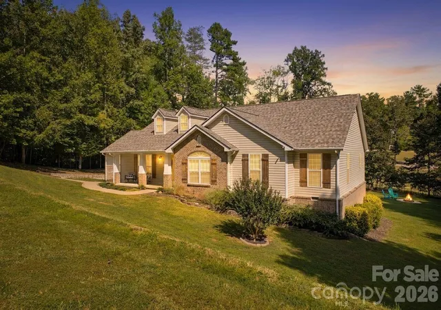 Photo 1 of Single family home for sale at 2055 Piper Ridge Dr, Lenoir, NC 28645 | MLS# 4425139 | Listing updated on 2026-09-30