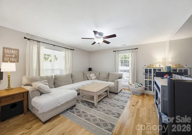 Photo 4 of Single family home for sale at 2055 Piper Ridge Dr, Lenoir, NC 28645 | MLS# 4425139 | Listing updated on 2026-09-30
