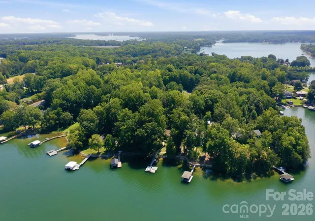 Photo 1 of Single family home for sale at 4036 Rhynland Dr, Sherrills Ford, NC 28673 | MLS# 4425140 | Listing updated on 2026-10-03