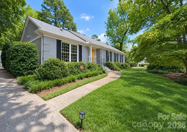 Single family home for sale at 6009 Bismark Pl, Charlotte, NC 28211 | MLS# 4425141