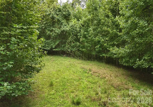 Photo 4 of Land for sale at 200 And 201 Fern Hl Dr, Mars Hill, NC 28754 | MLS# 4425149 | Listing updated on 2026-10-02