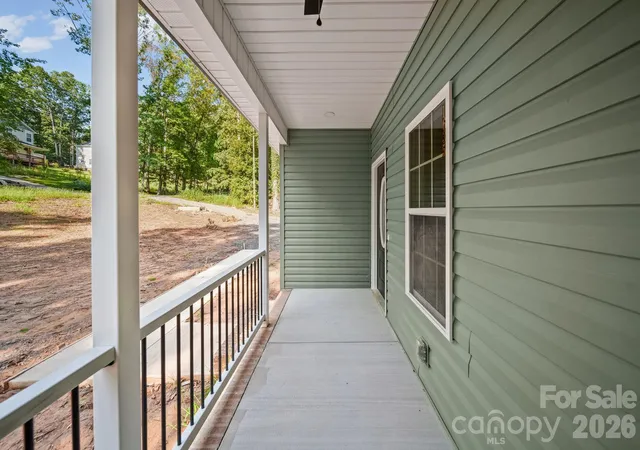 Photo 3 of Single family home for sale at 1635 Rollingwood Dr, Kannapolis, NC 28081 | MLS# 4425158 | Listing updated on 2026-10-08