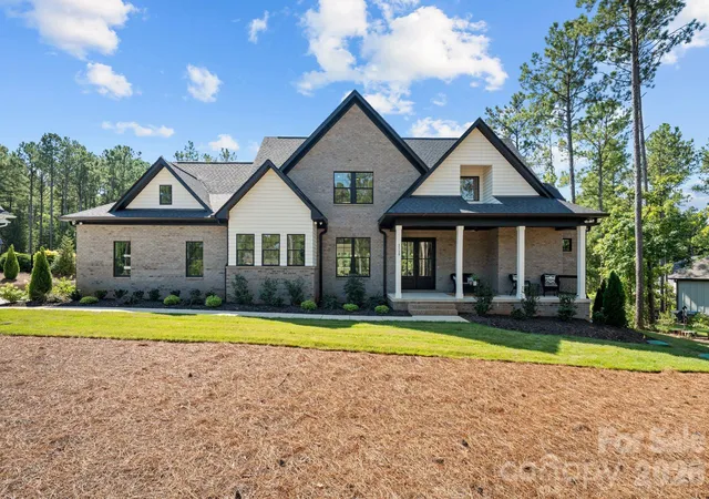 Photo 1 of Single family home for sale at 3210 Sherman Dr, Lancaster, SC 29720 | MLS# 4425160 | Listing updated on 2026-10-20