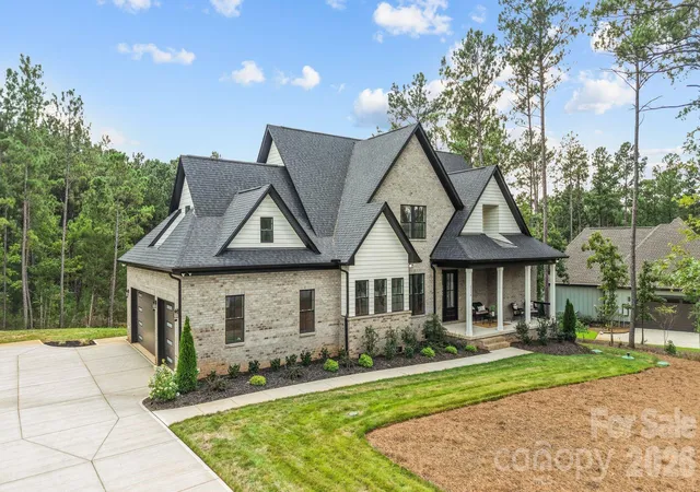 Photo 2 of Single family home for sale at 3210 Sherman Dr, Lancaster, SC 29720 | MLS# 4425160 | Listing updated on 2026-10-20