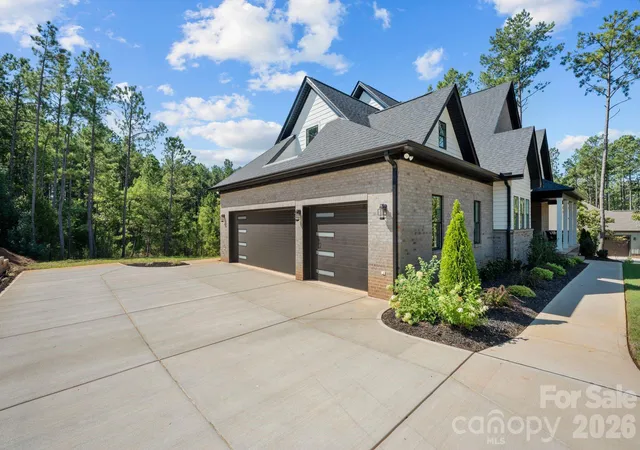 Photo 3 of Single family home for sale at 3210 Sherman Dr, Lancaster, SC 29720 | MLS# 4425160 | Listing updated on 2026-10-20