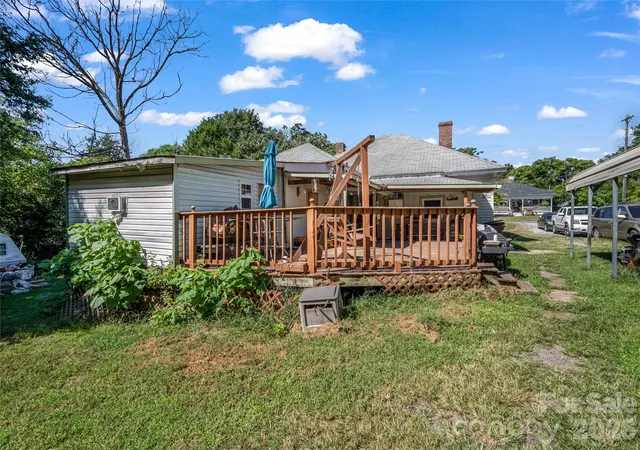 Photo 4 of Single family home for sale at 217 Broad St, Shelby, NC 28152 | MLS# 4425161 | Listing updated on 2026-09-21