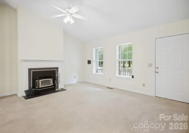 Photo 3 of Single family home for sale at 128 Maxamy Ln, Mooresville, NC 28117 | MLS# 4425165 | Listing updated on 2026-09-25