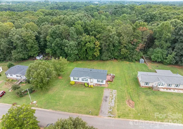 Photo 2 of Sale Pending at 2224 Sterling Ridge Dr, Newton, NC 28658 | MLS# 4425177 | Listing updated on 2026-09-24