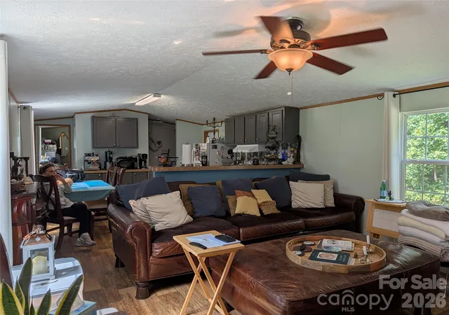 Photo 3 of Single family home for sale at 29 Herschel King Dr, Candler, NC 28715 | MLS# 4425195 | Listing updated on 2026-09-30