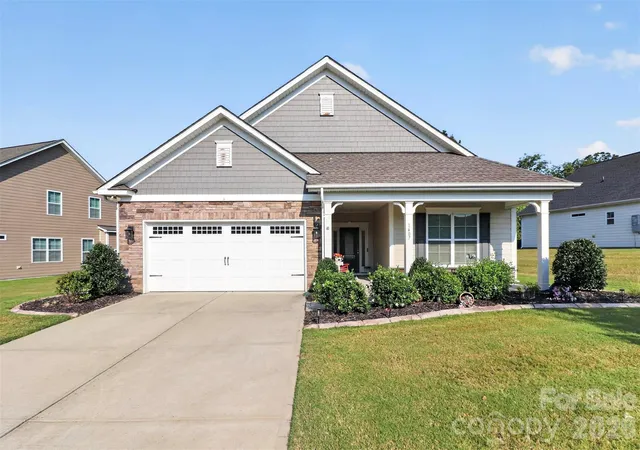 Photo 1 of Single family home for sale at 1407 Curling Crk Dr, Indian Trail, NC 28079 | MLS# 4425203 | Listing updated on 2026-09-20