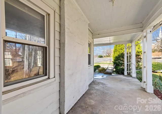 Photo 4 of Single family home for sale at 1011 Ashe Ave NW, Lenoir, NC 28645 | MLS# 4425210 | Listing updated on 2026-09-17