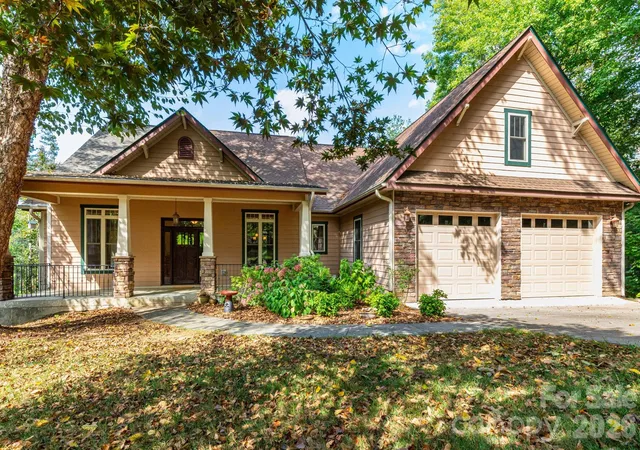 Single family home for sale at 5 Meadowbrook Ln, Weaverville, NC 28787 | MLS# 4425213