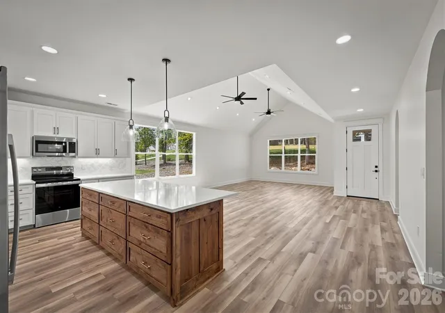 Photo 1 of Single family home for sale at 1062 Faith Ct, Morganton, NC 28655 | MLS# 4425222 | Listing updated on 2026-09-20