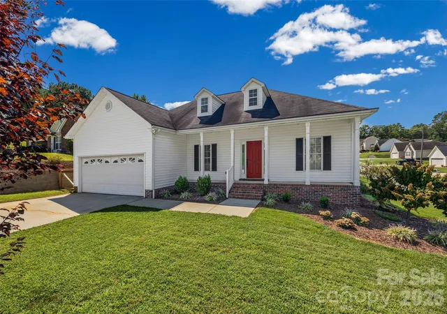 Photo 1 of Single family home for sale at 701 Peregrine Ct, Gastonia, NC 28056 | MLS# 4425225 | Listing updated on 2026-10-08