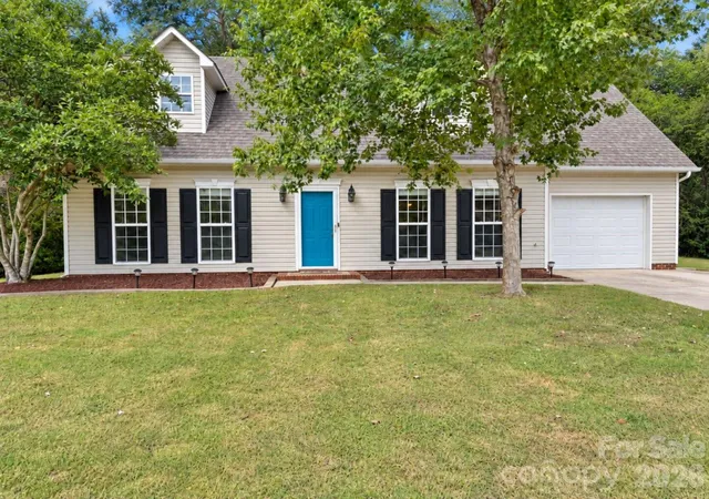 Photo 1 of Single family home for sale at 4075 Zebulon Ave Sw, Concord, NC 28027 | MLS# 4425234 | Listing updated on 2026-09-30