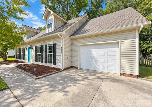 Photo 3 of Single family home for sale at 4075 Zebulon Ave Sw, Concord, NC 28027 | MLS# 4425234 | Listing updated on 2026-09-30