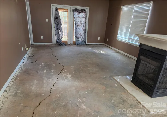 Photo 2 of Townhouse for sale at 9620 Terrier Way, Charlotte, NC 28269 | MLS# 4425249 | Listing updated on 2026-10-15