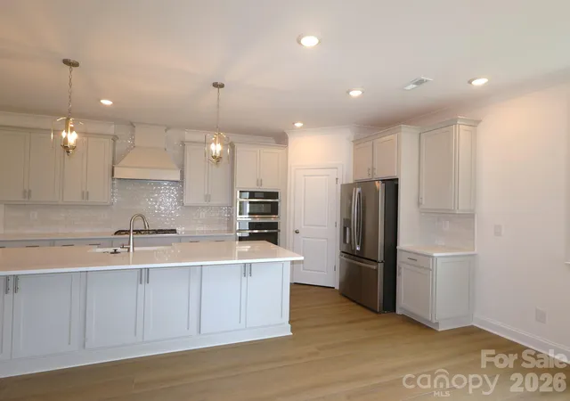 Photo 4 of Single family home for sale at 7120 Helmans Dr, Huntersville, NC 28078 | MLS# 4425250 | Listing updated on 2026-09-22