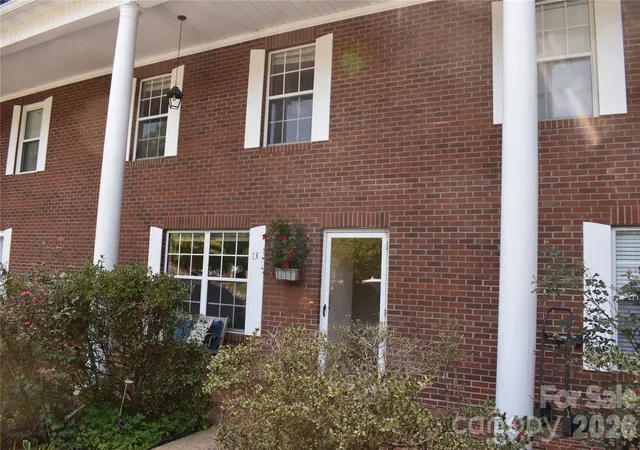 Photo 3 of Townhouse for sale at 75 Laurelwood Dr #73, Marion, NC 28752 | MLS# 4425257 | Listing updated on 2026-09-22