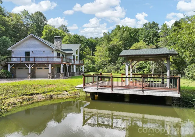Photo 4 of Single family home for sale at 174 Marina Cvs, Waynesville, NC 28785 | MLS# 4425258 | Listing updated on 2026-09-21
