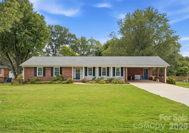 Single family home for sale at 310 Museum Rd, Statesville, NC 28625 | MLS# 4425259