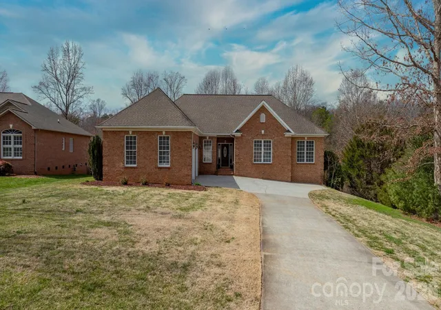 Photo 1 of Single family home for sale at 215 Browning Dr, Taylorsville, NC 28681 | MLS# 4425284 | Listing updated on 2026-09-17