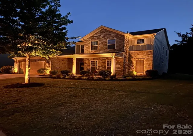 Photo 2 of Single family home for sale at 12826 Rusty Blackbird Way, Charlotte, NC 28278 | MLS# 4425289 | Listing updated on 2026-10-08