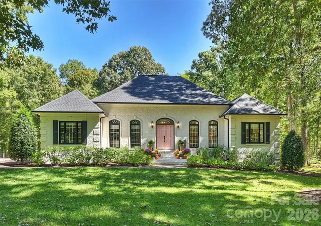 Photo 1 of Single family home for sale at 7501 Big Buck Trl, Waxhaw, NC 28173 | MLS# 4425295 | Listing updated on 2026-09-21