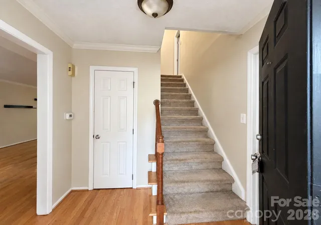 Photo 2 of Single family home for sale at 1425 Longbrook Dr, Charlotte, NC 28270 | MLS# 4425296 | Listing updated on 2026-09-19